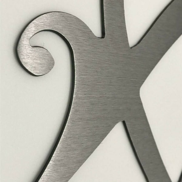 Arte da parete a forma di cuore infinito in ferro - Design d'amore senza tempo