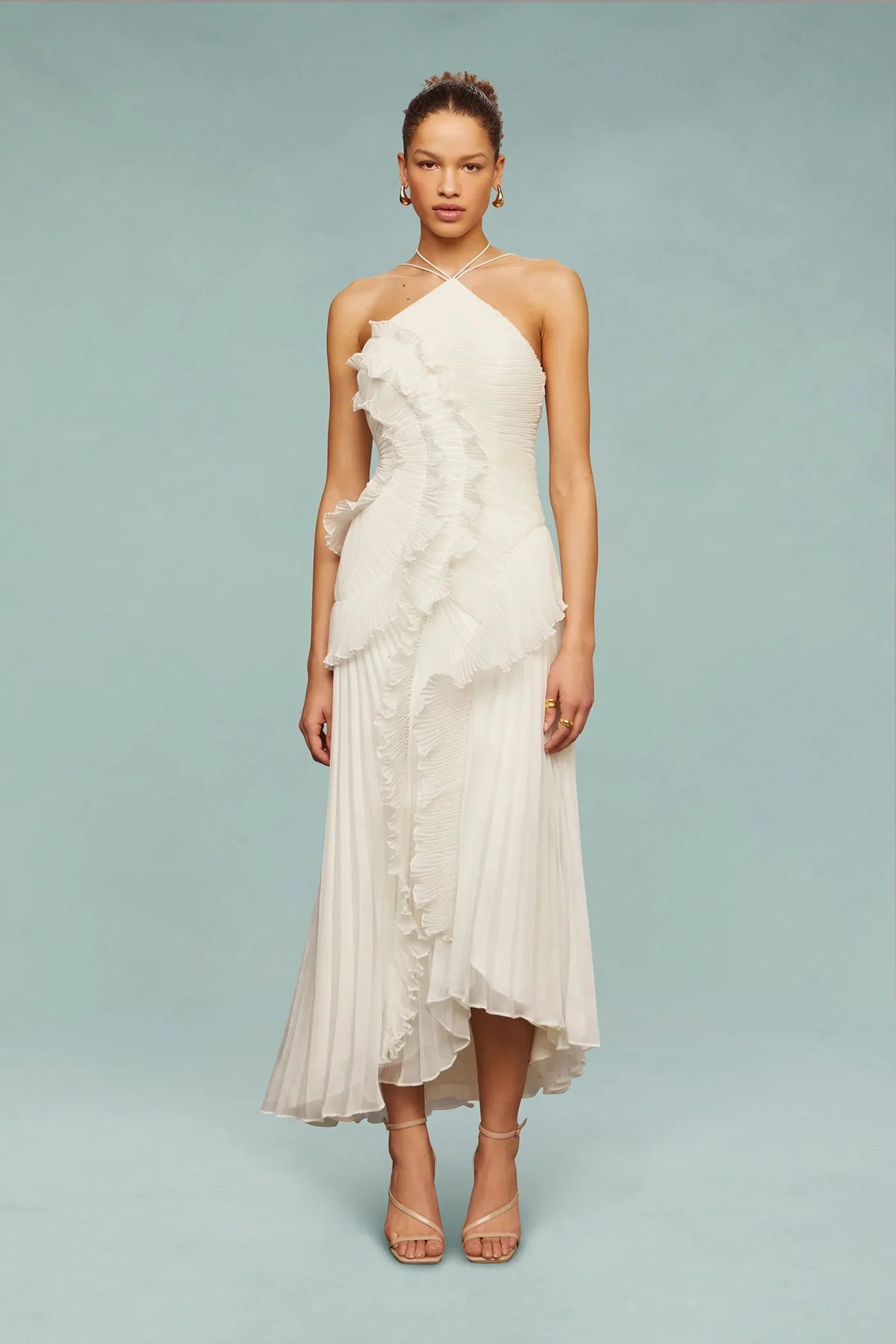 Maeve Orielle. – Robe longue dos nu à volants pour femme, idéale pour les événements formels