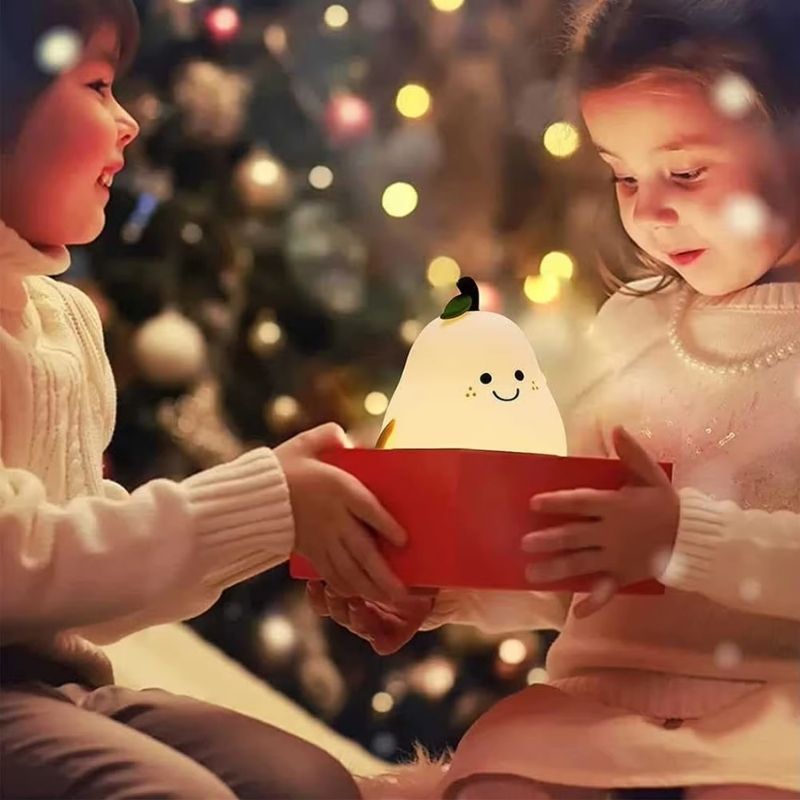 Cozy Pear-Shaped Silicone Night Light – Soft 7-Color Glow, Tap Control & USB Rechargeable | Nursery & Kids’ Room Mood Lamp