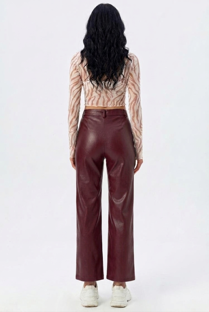 Pantaloni in ecopelle Noctra