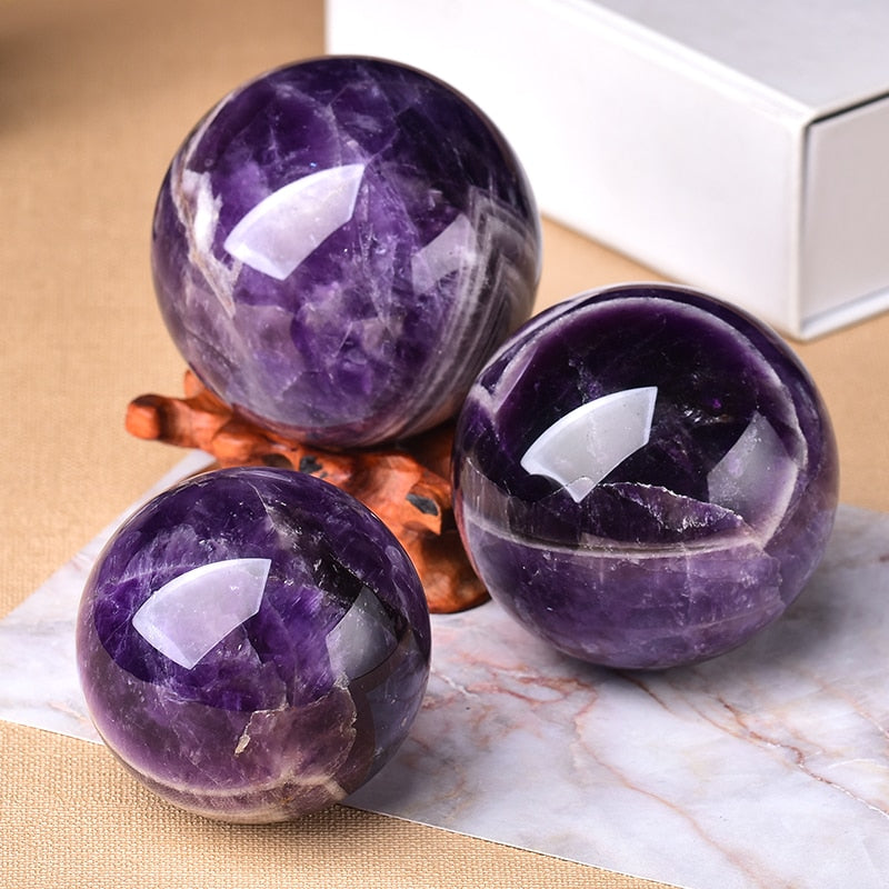 Dekorative Kristallkugel für die Wohndekoration – Elegantes Akzentstück für Wohnzimmer, Schlafzimmer und Meditationsbereiche