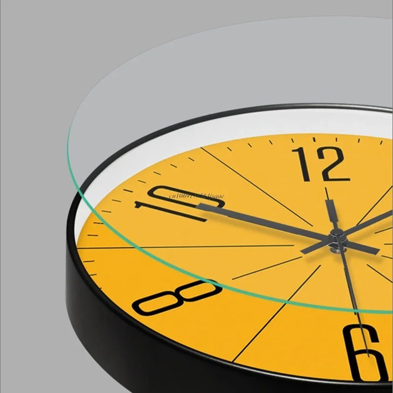 Modern Minimalist Wall Clock – Clean Design for Home and Office Spaces