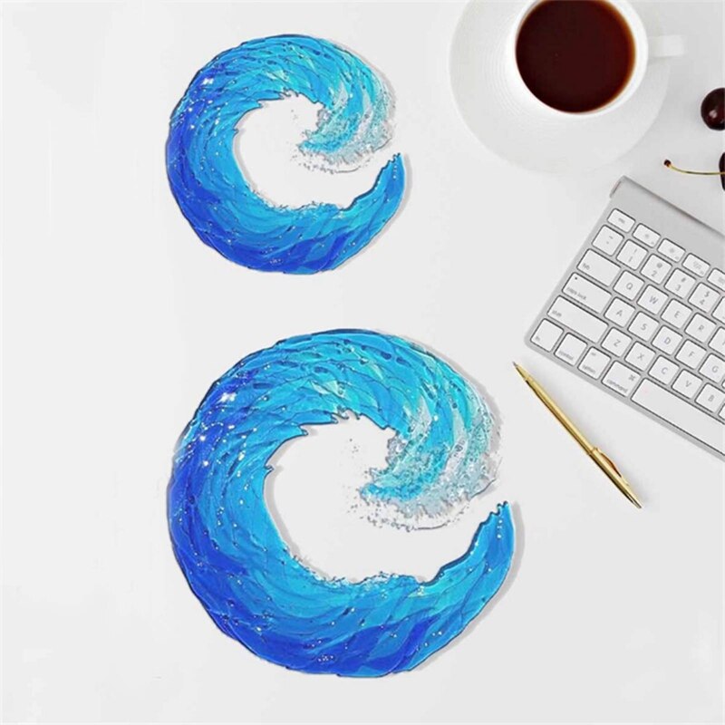 Sculpture en verre représentant une vague océanique pour la décoration intérieure – Accent artistique d'inspiration côtière pour le salon, le bureau et les intérieurs modernes