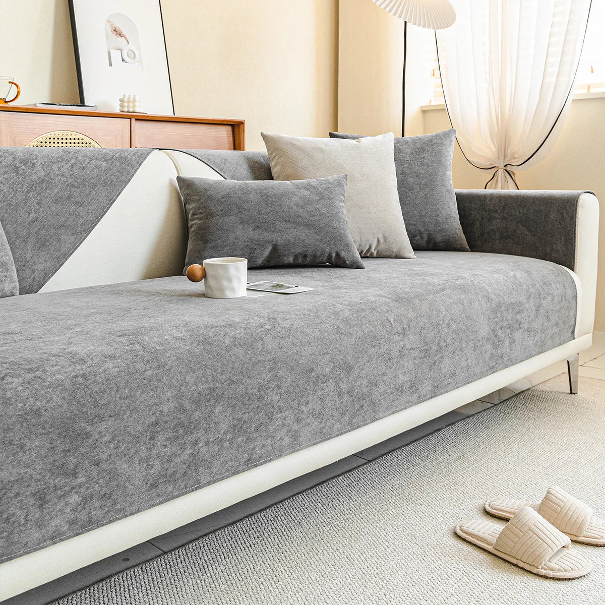 Scratch-Resistant Sofa Cover for Home Protection – Durable Stylish Couch Cover for Living Room and Everyday Use