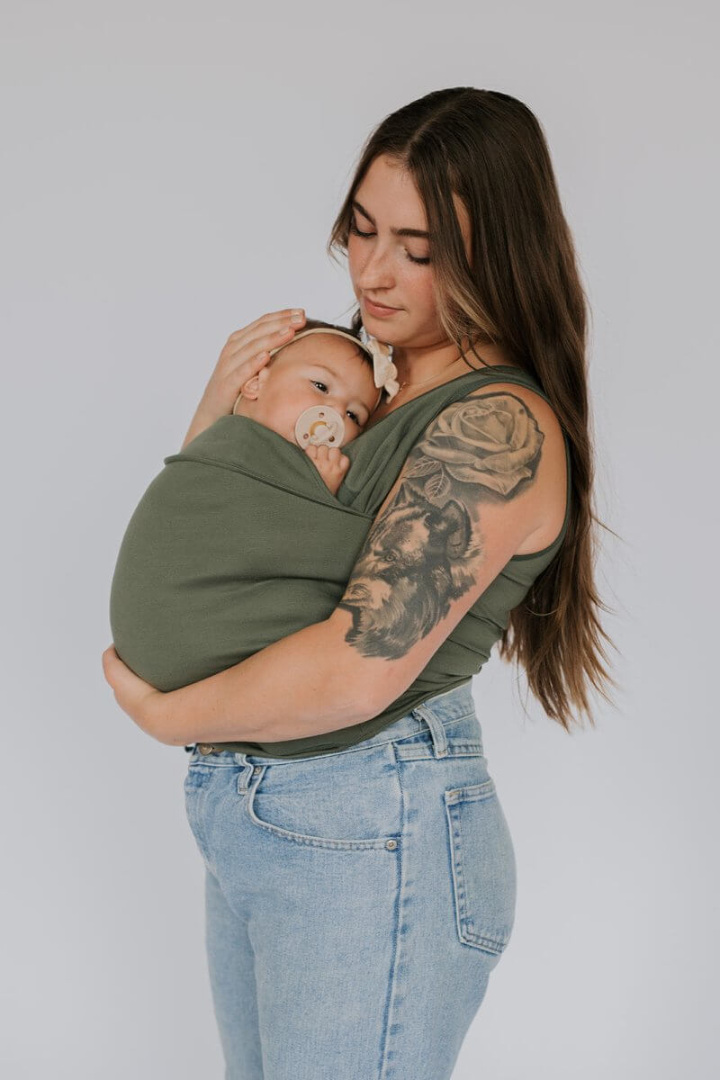 T-shirt porte-bébé pour un usage quotidien – Haut de portage mains libres pour bébé, confortable à la maison comme en déplacement
