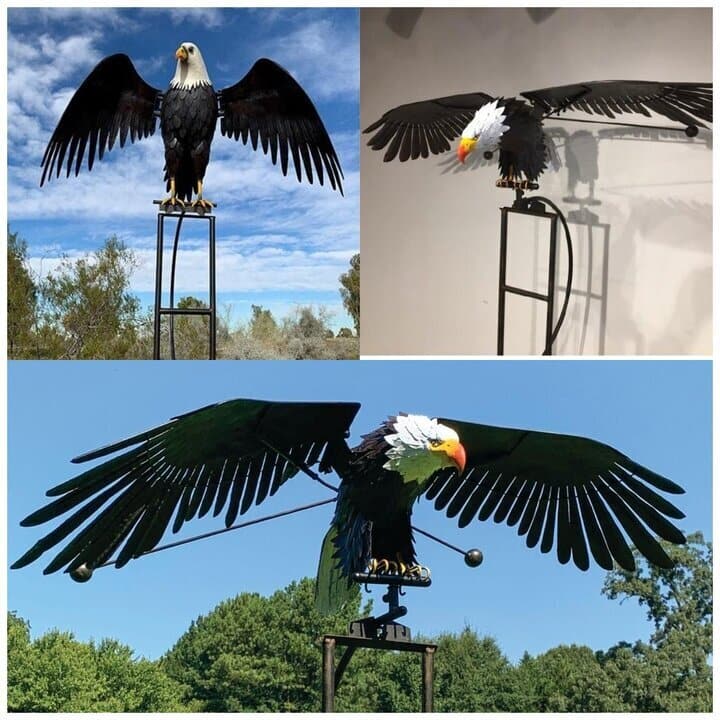 Chic gestaltete Metall-Gartenwindmühle mit drehbaren Flügeln