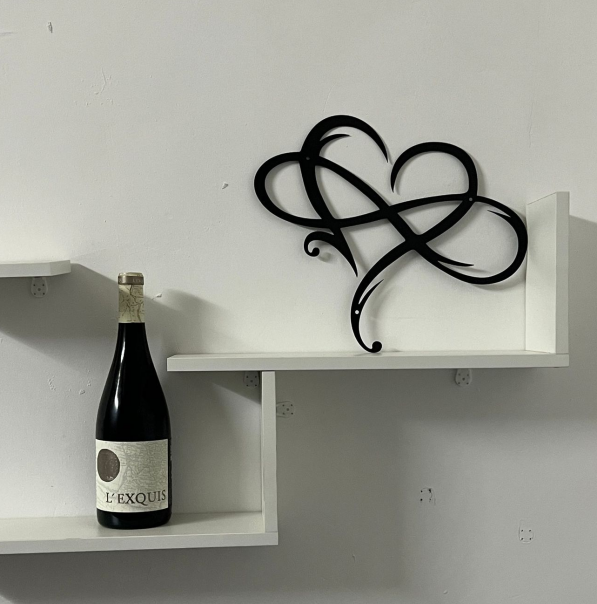 Arte da parete a forma di cuore infinito in ferro - Design d'amore senza tempo