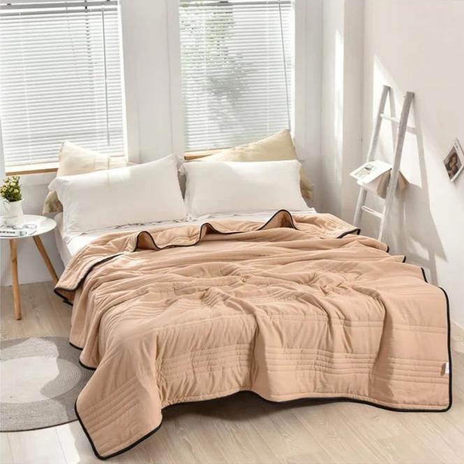 Men's Cooling Throw Blanket with Channel Quilting and Summer Design - Image 10