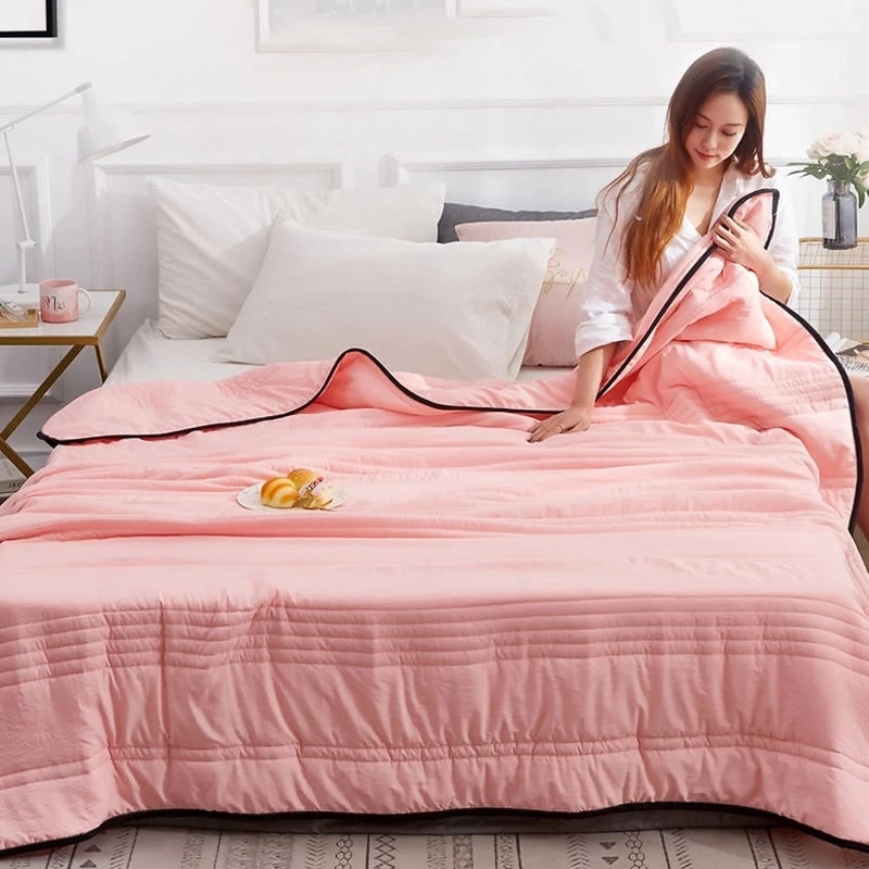 Men's Cooling Throw Blanket with Channel Quilting and Summer Design - Image 11