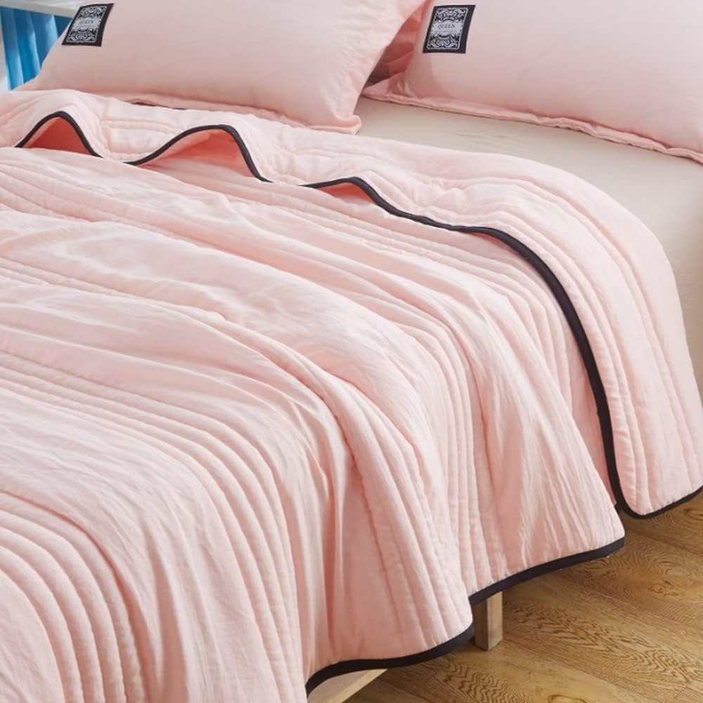 Men's Cooling Throw Blanket with Channel Quilting and Summer Design - Image 4