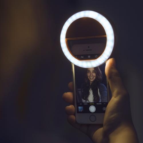 Anneau lumineux selfie portable pour la photographie et la vidéo – Éclairage LED à pince pour la création de contenu, les selfies et les appels vidéo
