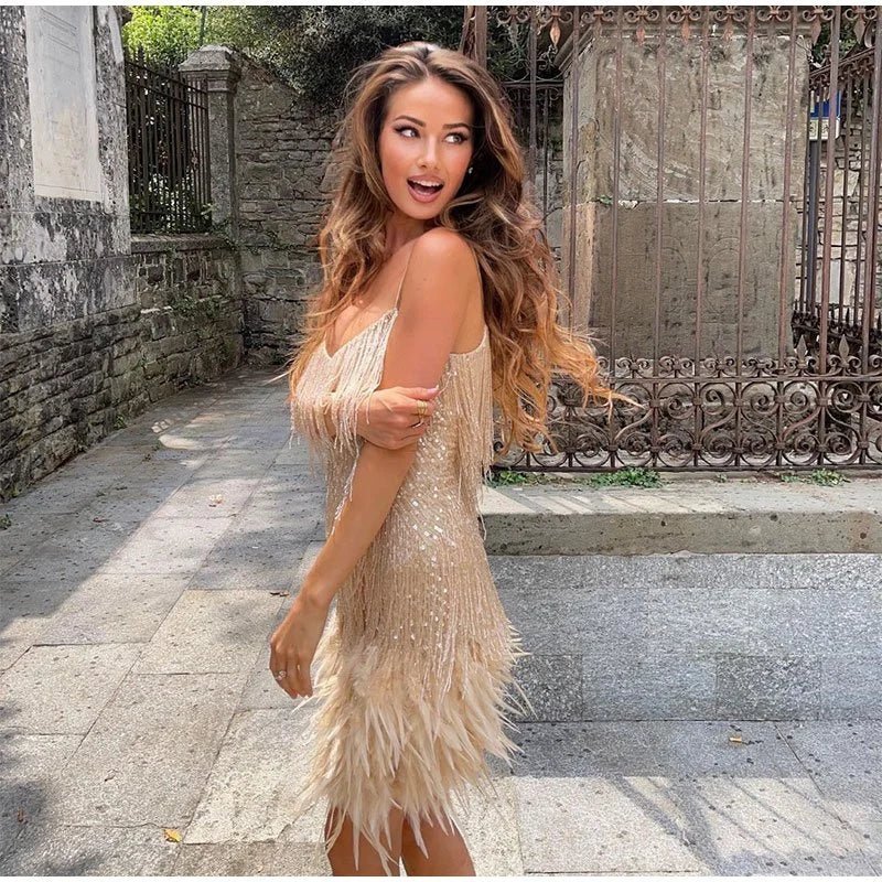 Elegantes Pailletten-Cocktailkleid für Damen – Stilvolles Party-Outfit für Abendveranstaltungen und besondere Anlässe