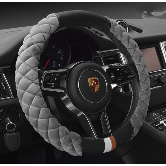 Steering Wheel Cover for Car with Quilted Plush Faux Leather and Diamond Pattern 38cm - Image 1